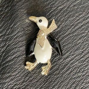Black /White Penguin  Pin Brooch